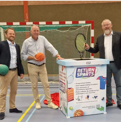 afbeelding Onthulling Return Sports inzamelbox